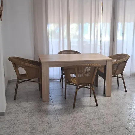 Familiar Piso Playa Acogedor アパート モハカル